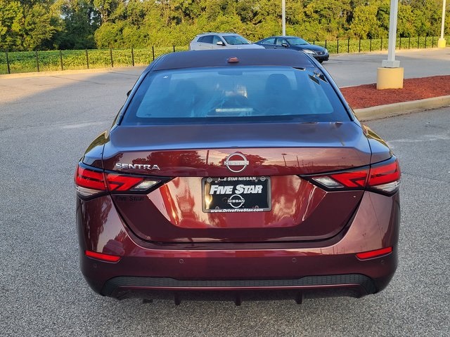 2025 Nissan Sentra SV photo 3