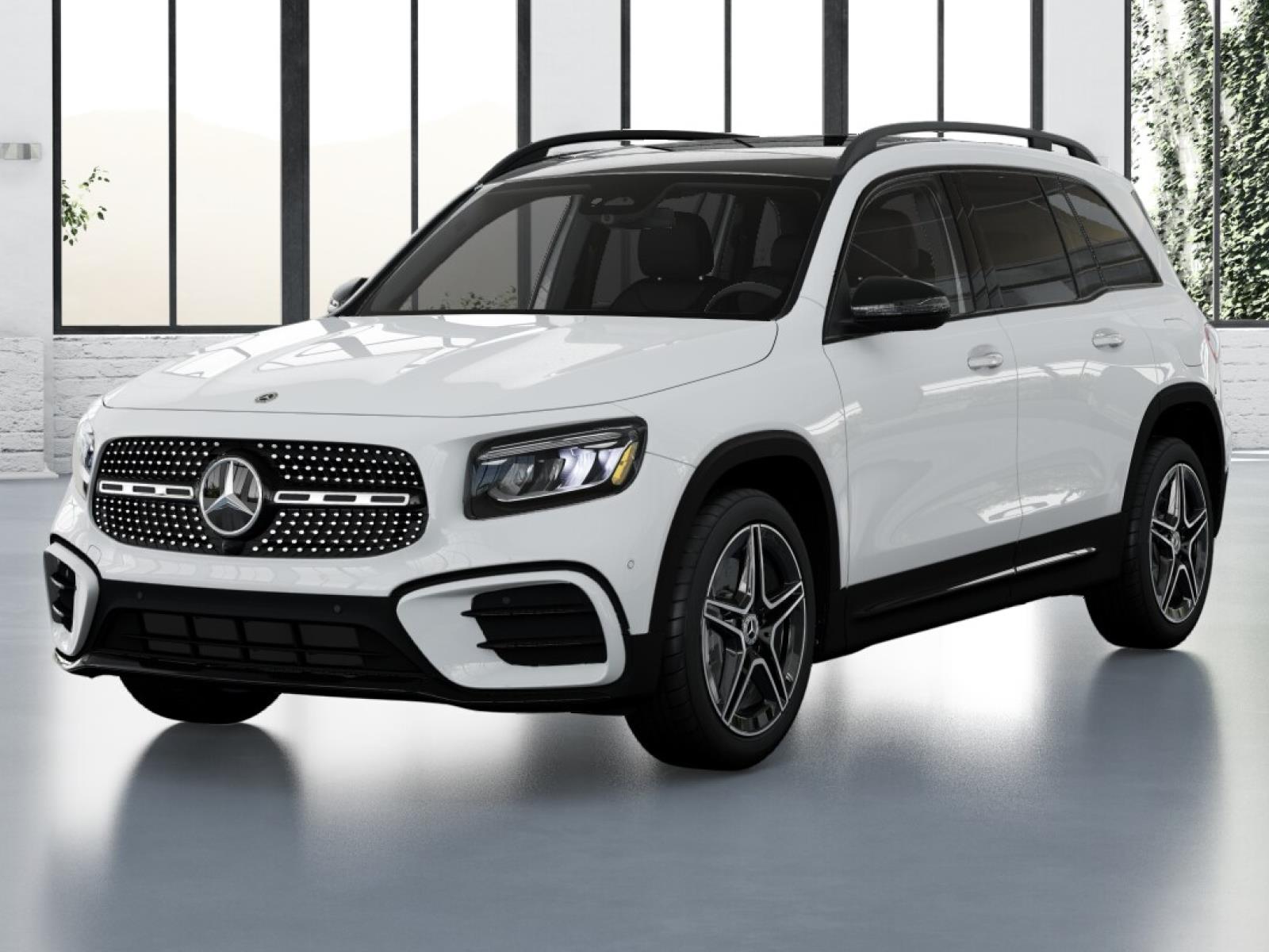 2025 Mercedes-Benz GLB Base's photo