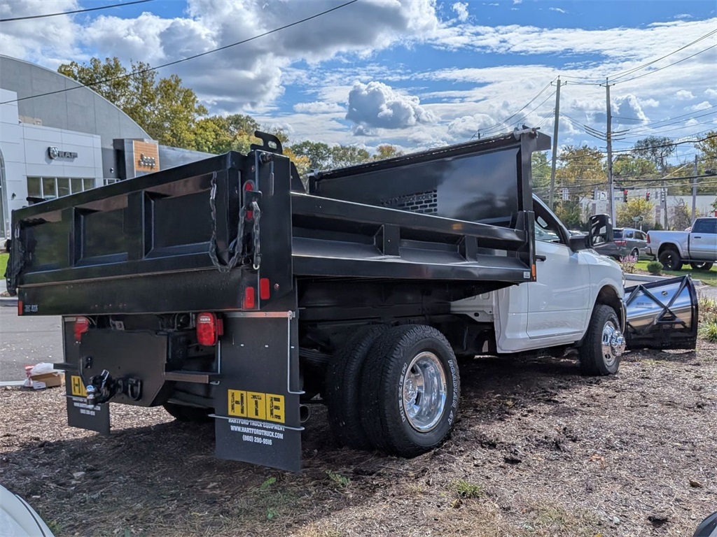 2024 Ram 3500 Tradesman photo 3