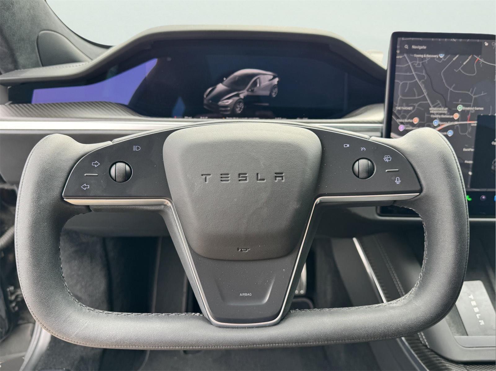 2022 Tesla Model S Plaid photo 28