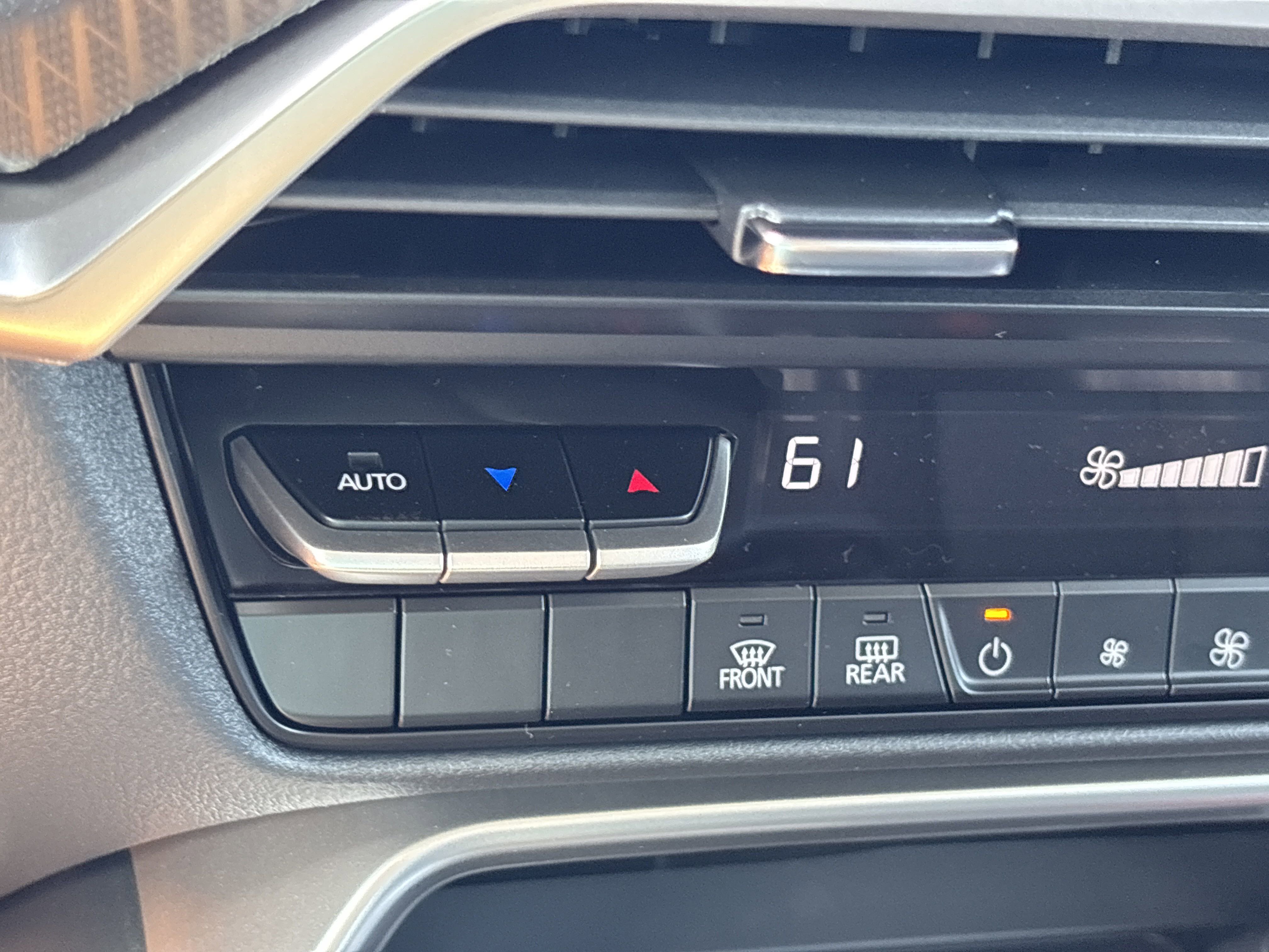 2025 Mazda CX-90 Select photo 17