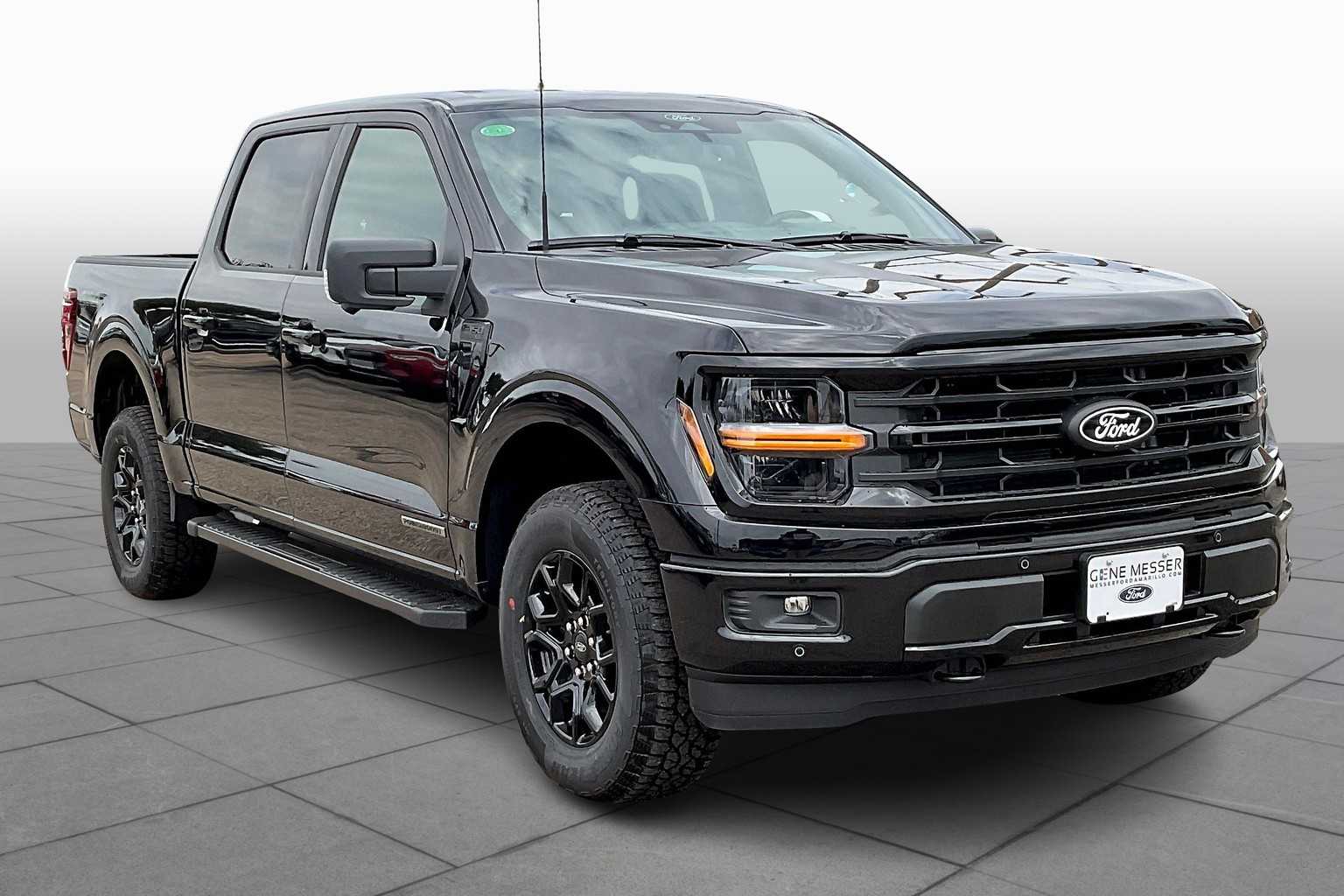 2025 Ford F-150 XLT photo 2