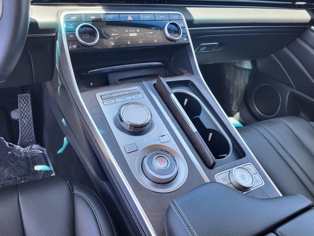 2024 Genesis GV80 2.5T photo 19