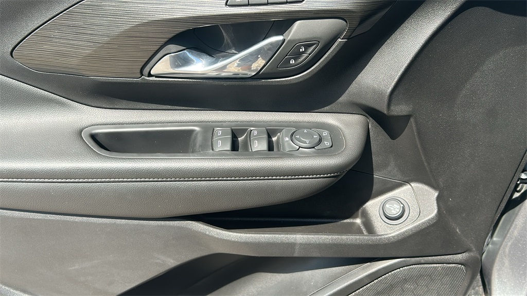 2023 Gmc Terrain SLT photo 13
