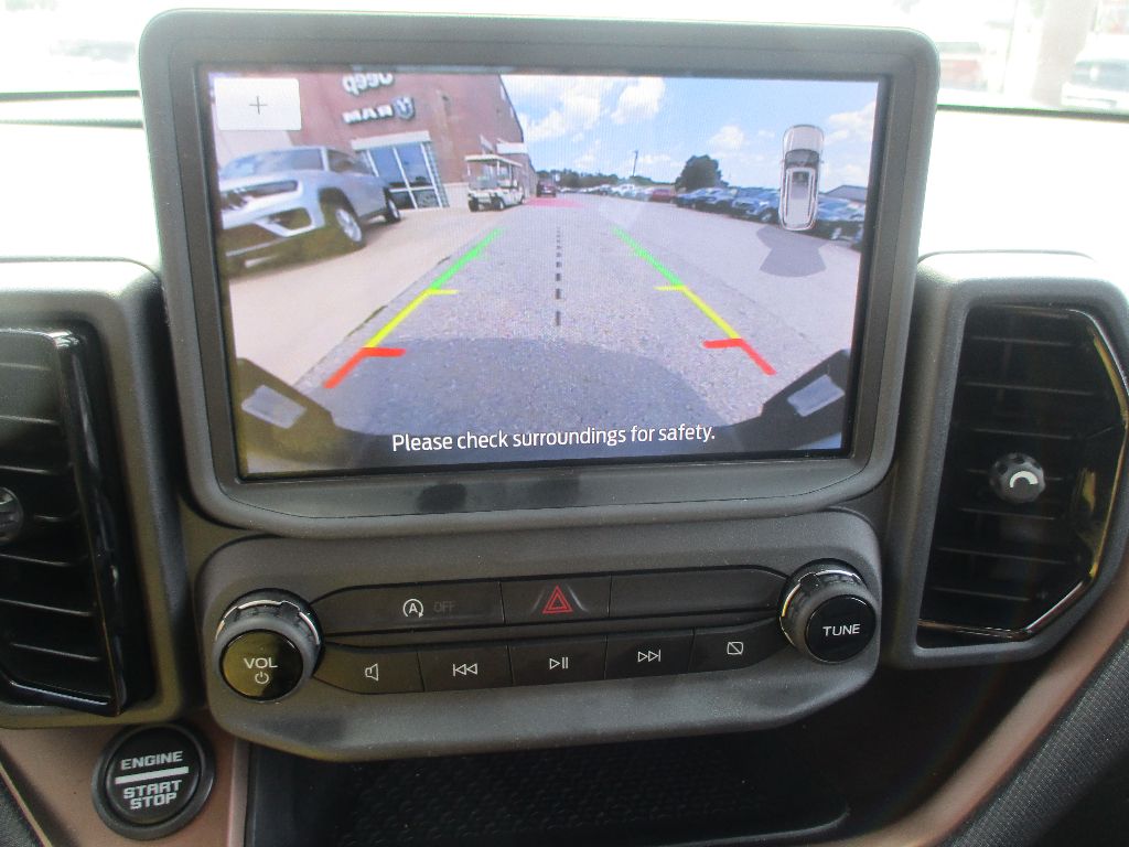 2024 Ford Bronco Sport Outer Banks photo 4