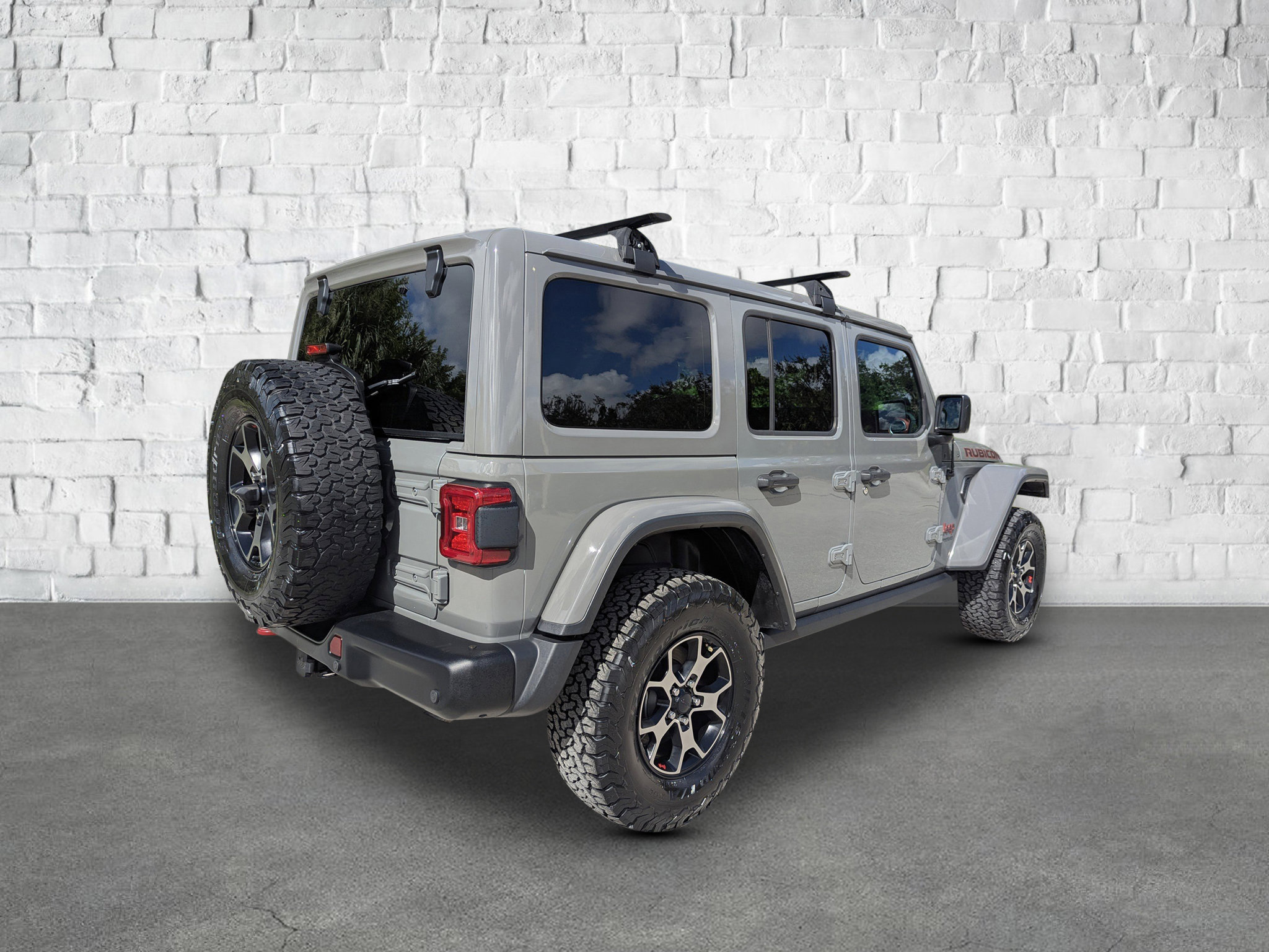 2018 Jeep Wrangler Unlimited Rubicon photo 2