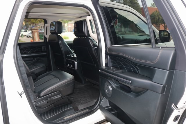 2020 Ford Expedition MAX Platinum photo 24