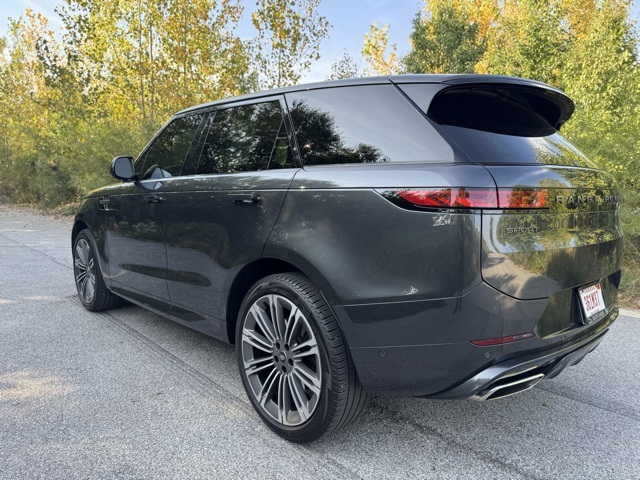 2024 Land Rover Range Rover Sport SE photo 8