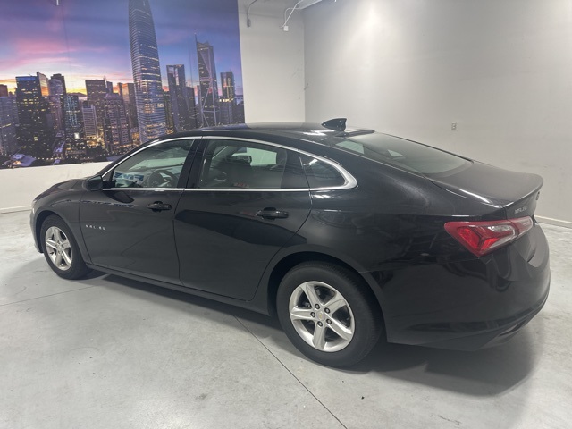 2022 Chevrolet Malibu 1LT photo 3