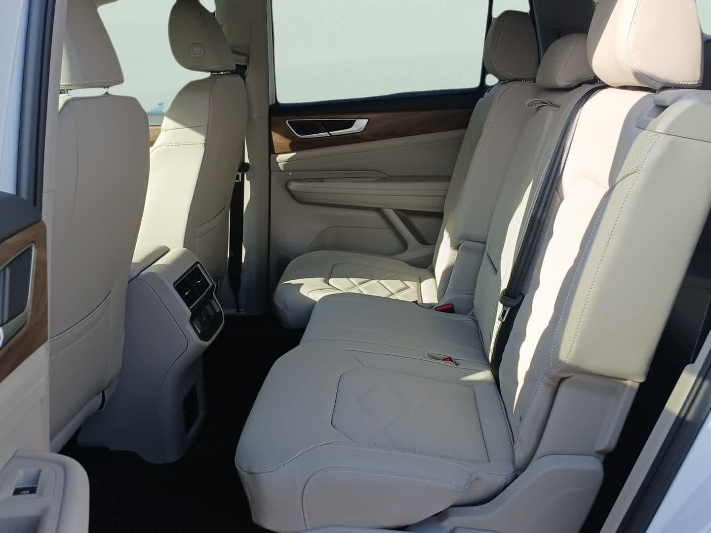 2026 Volkswagen Atlas SE photo 20