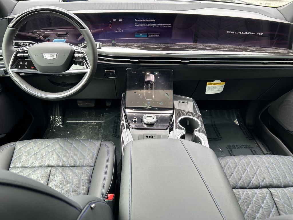 2026 Cadillac Escalade IQ Sport photo 13