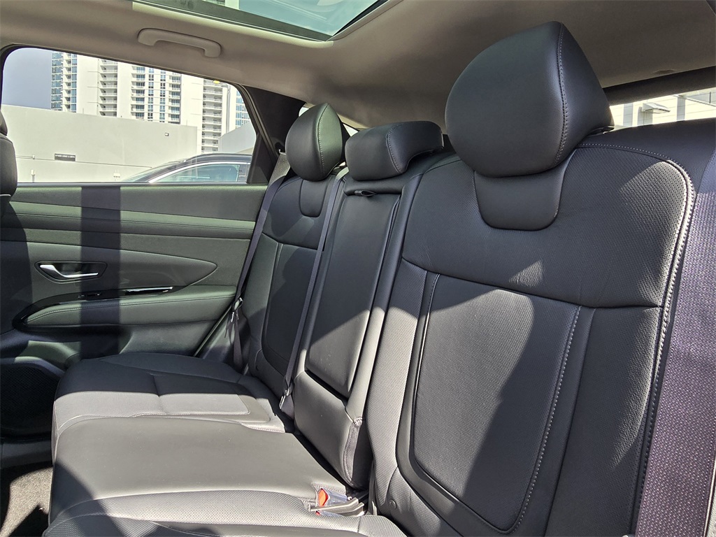 2026 Hyundai Tucson Limited photo 10