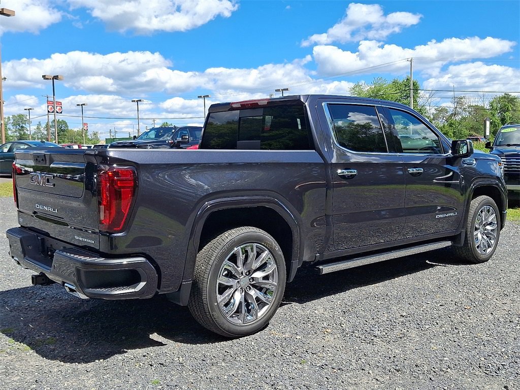 2026 Gmc Sierra Denali photo 4