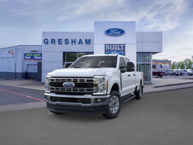 2025 Ford F-250 XLT photo 2