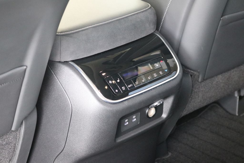 2025 Infiniti QX80 Sensory photo 22