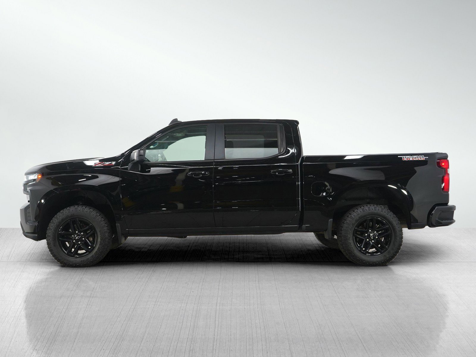Used 2020 Chevrolet Silverado 1500 LT Trail Boss with VIN 1GCPYFED1LZ180594 for sale in Roseville, Minnesota