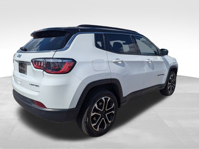2023 Jeep Compass Limited photo 4