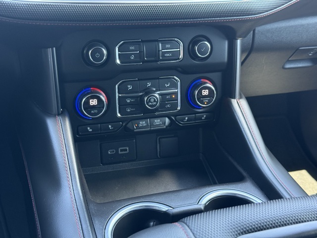 2021 Chevrolet Tahoe RST photo 26