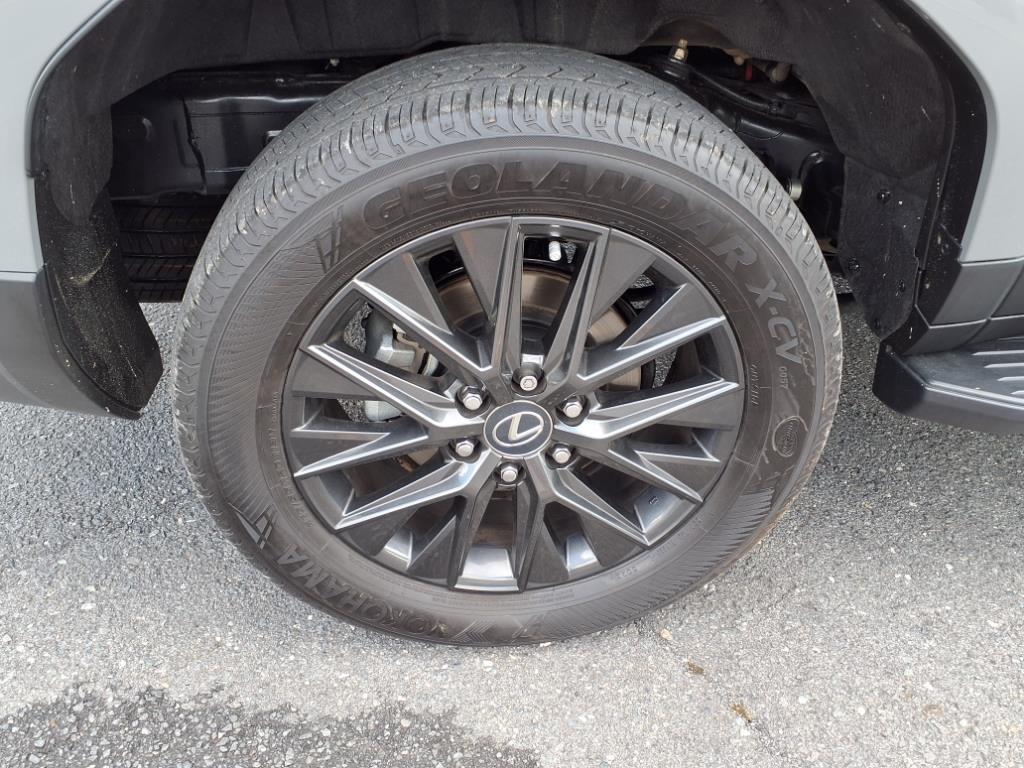 2024 Lexus GX 550 Premium photo 18