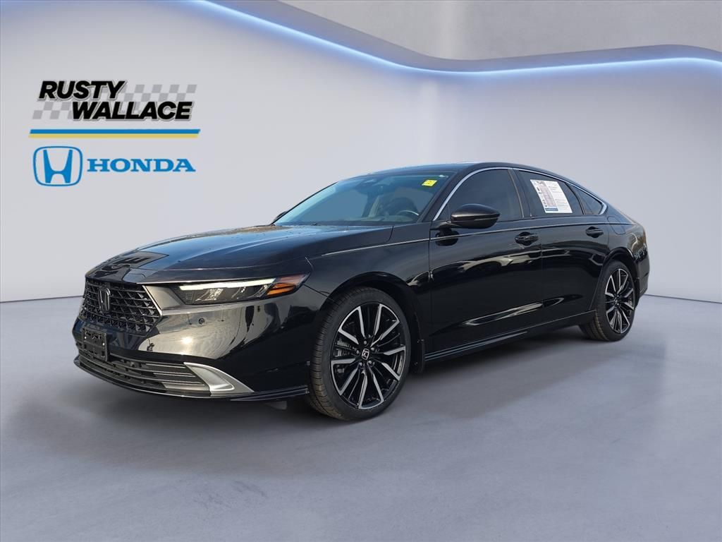 2024 Honda Accord Hybrid Touring's photo