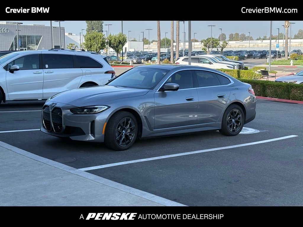 2024 BMW i4 40's photo