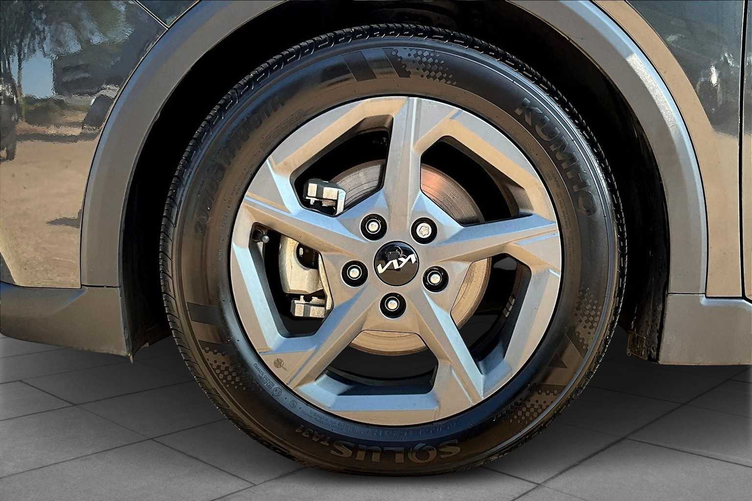 2025 Kia K4 LXS photo 9