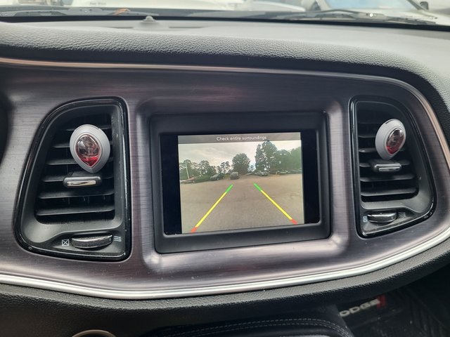 2018 Dodge Challenger SXT photo 9
