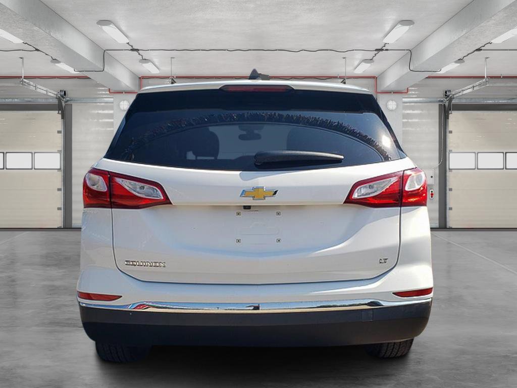 2018 Chevrolet Equinox LT photo 5