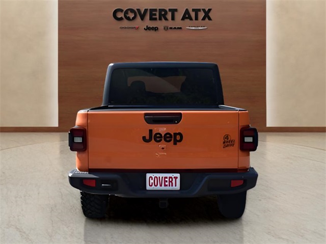 2025 Jeep Gladiator Willys photo 4