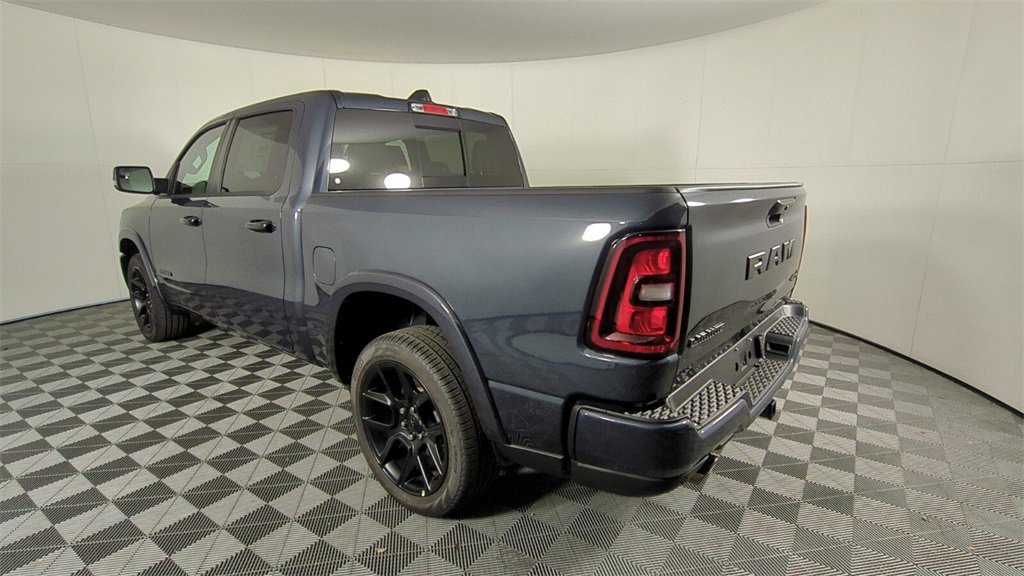 2026 Ram 1500 Laramie photo 4