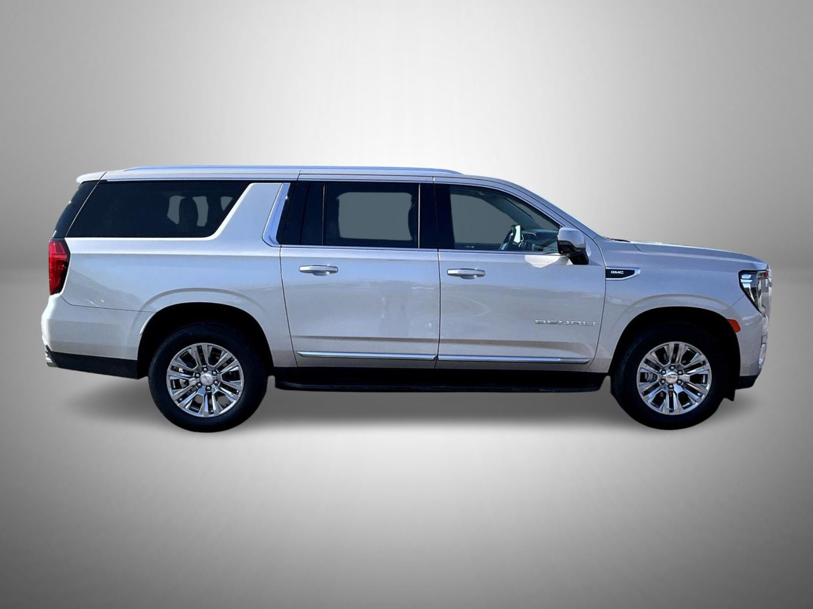 2021 Gmc Yukon XL Denali photo 2