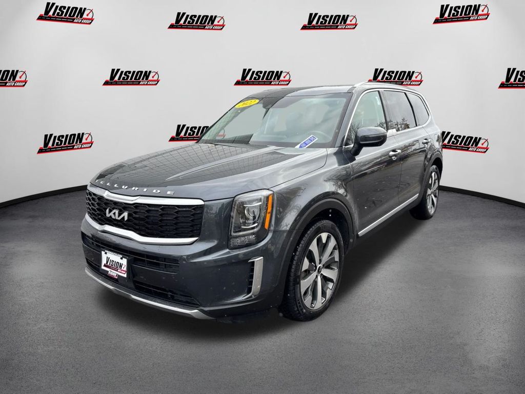 2022 Kia Telluride S's photo