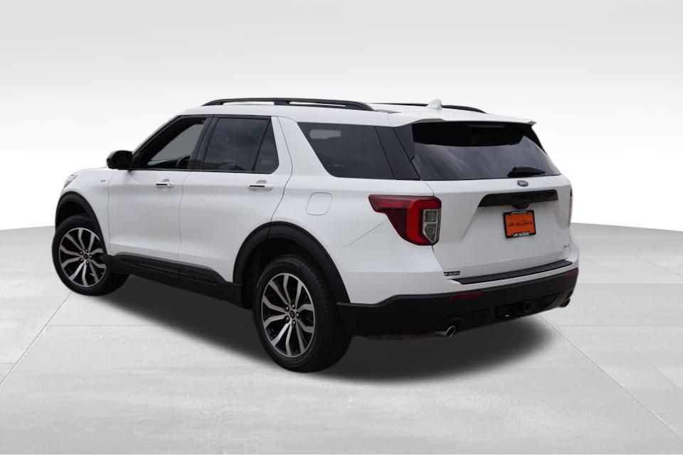 2023 Ford Explorer ST-Line photo 7