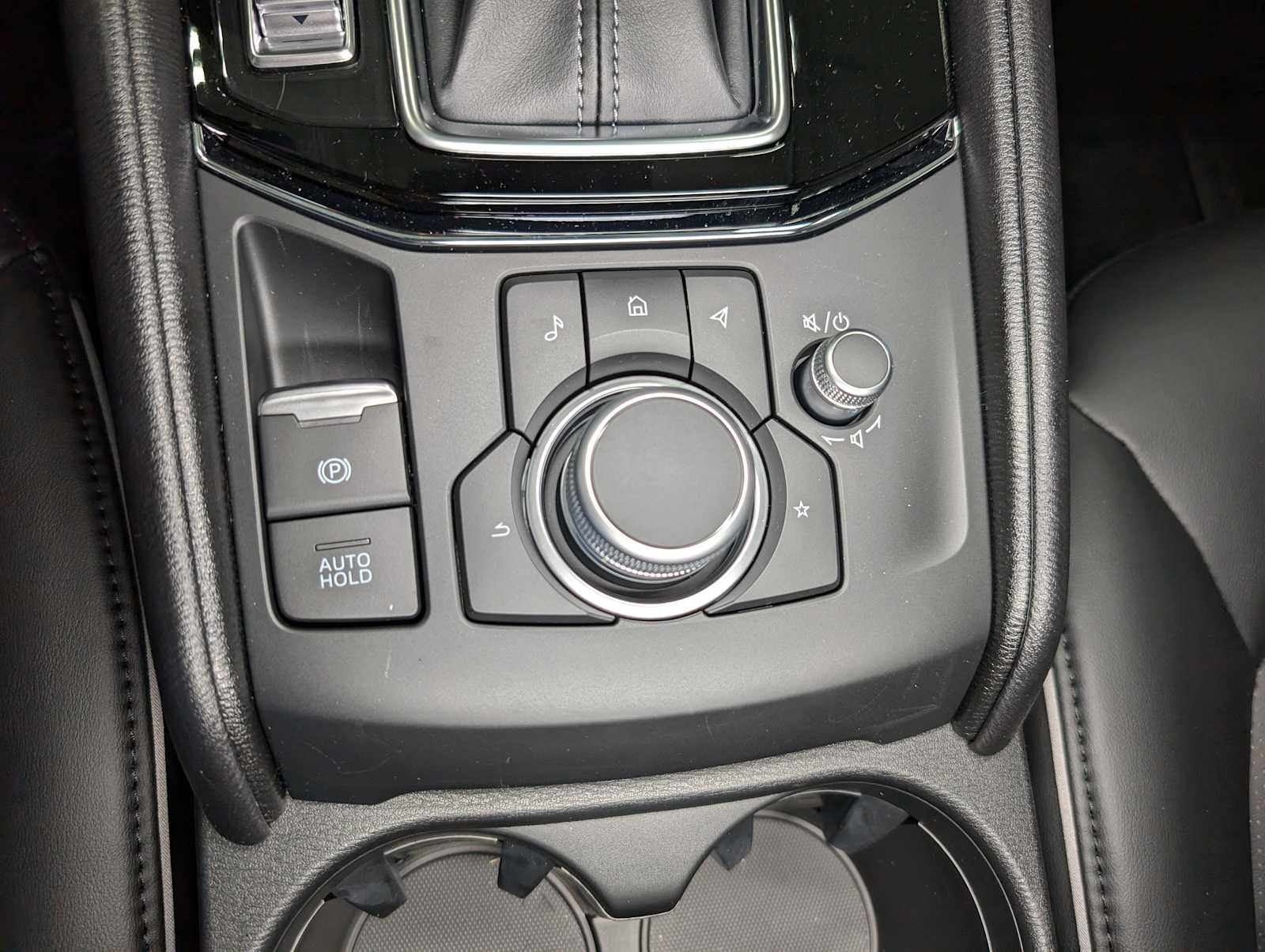 2025 Mazda CX-5 2.5 Select photo 26
