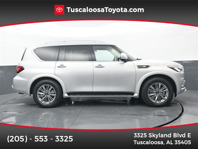 2021 INFINITI QX80's photo