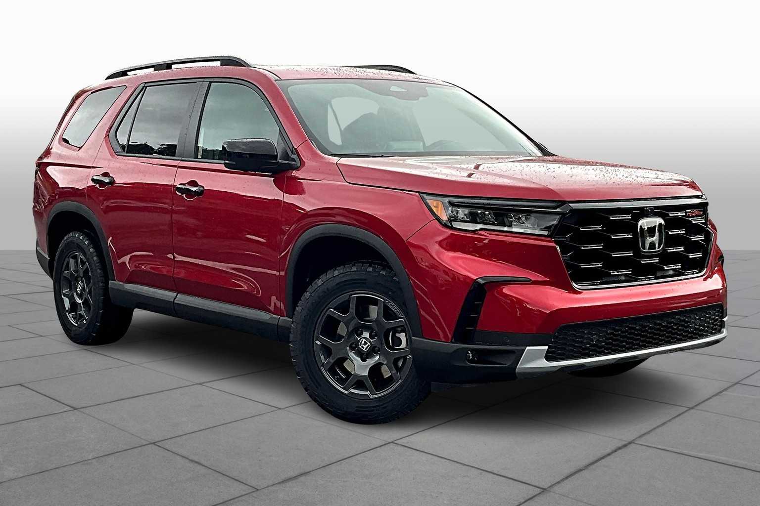 2025 Honda Pilot TrailSport photo 2