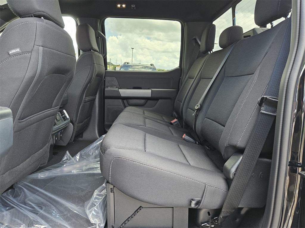 2025 Ford F-150 XLT photo 21