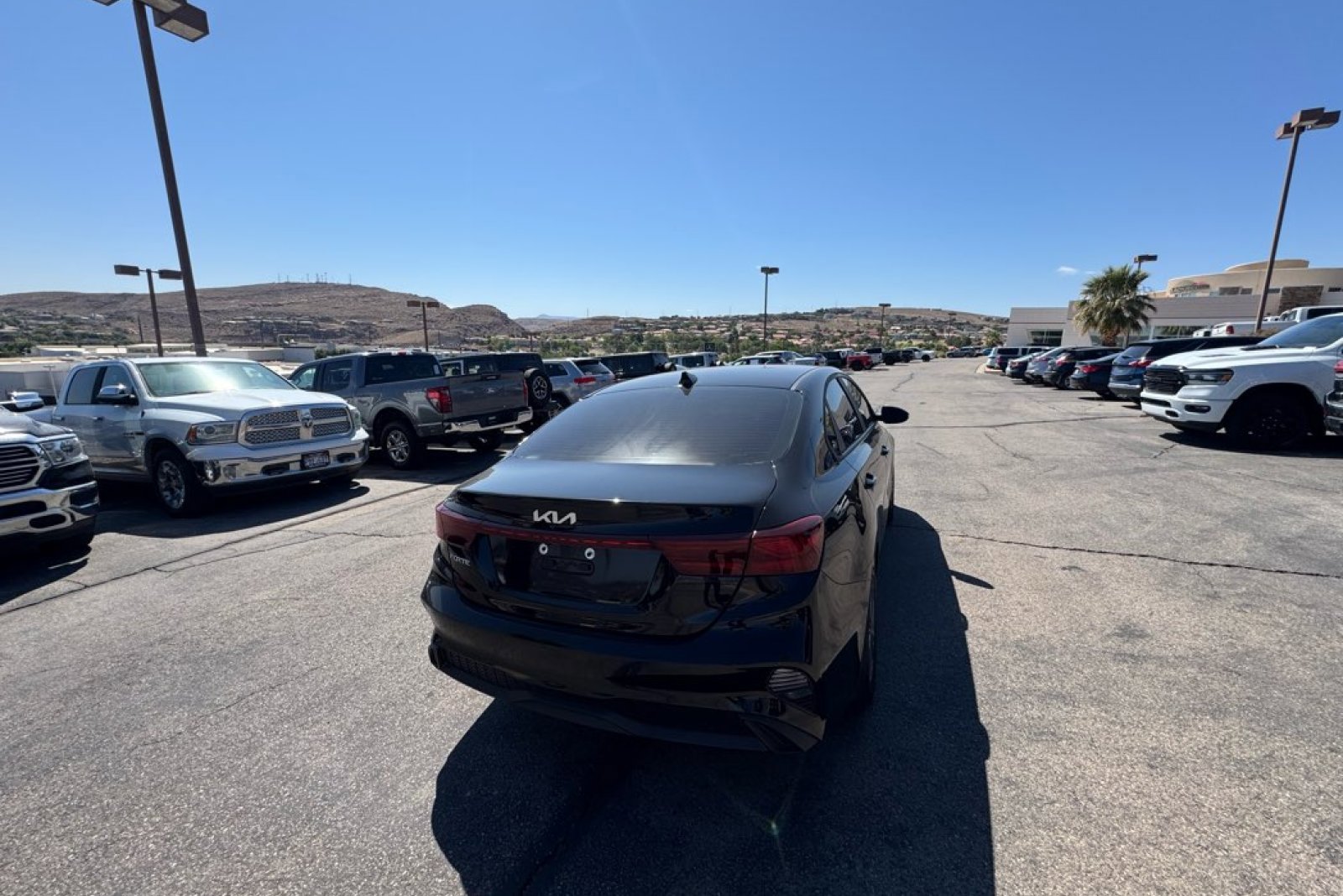 2023 Kia Forte LXS photo 4