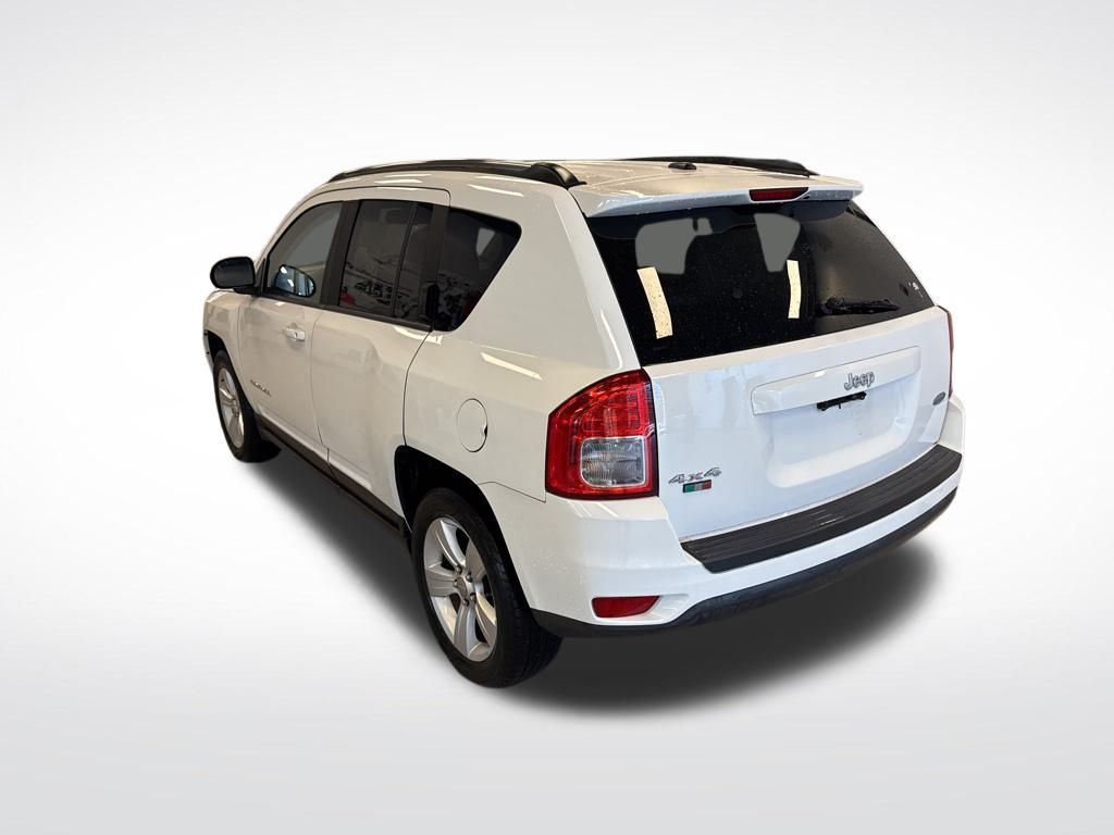 2013 Jeep Compass Latitude photo 11