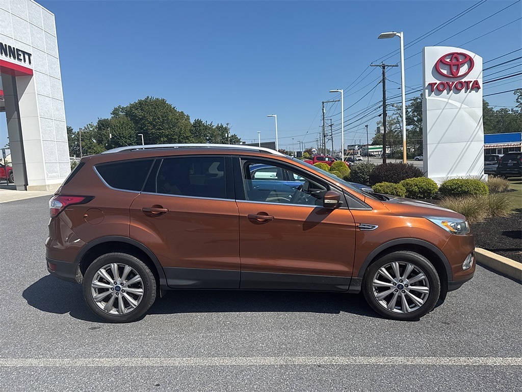 2017 Ford Escape Titanium photo 4