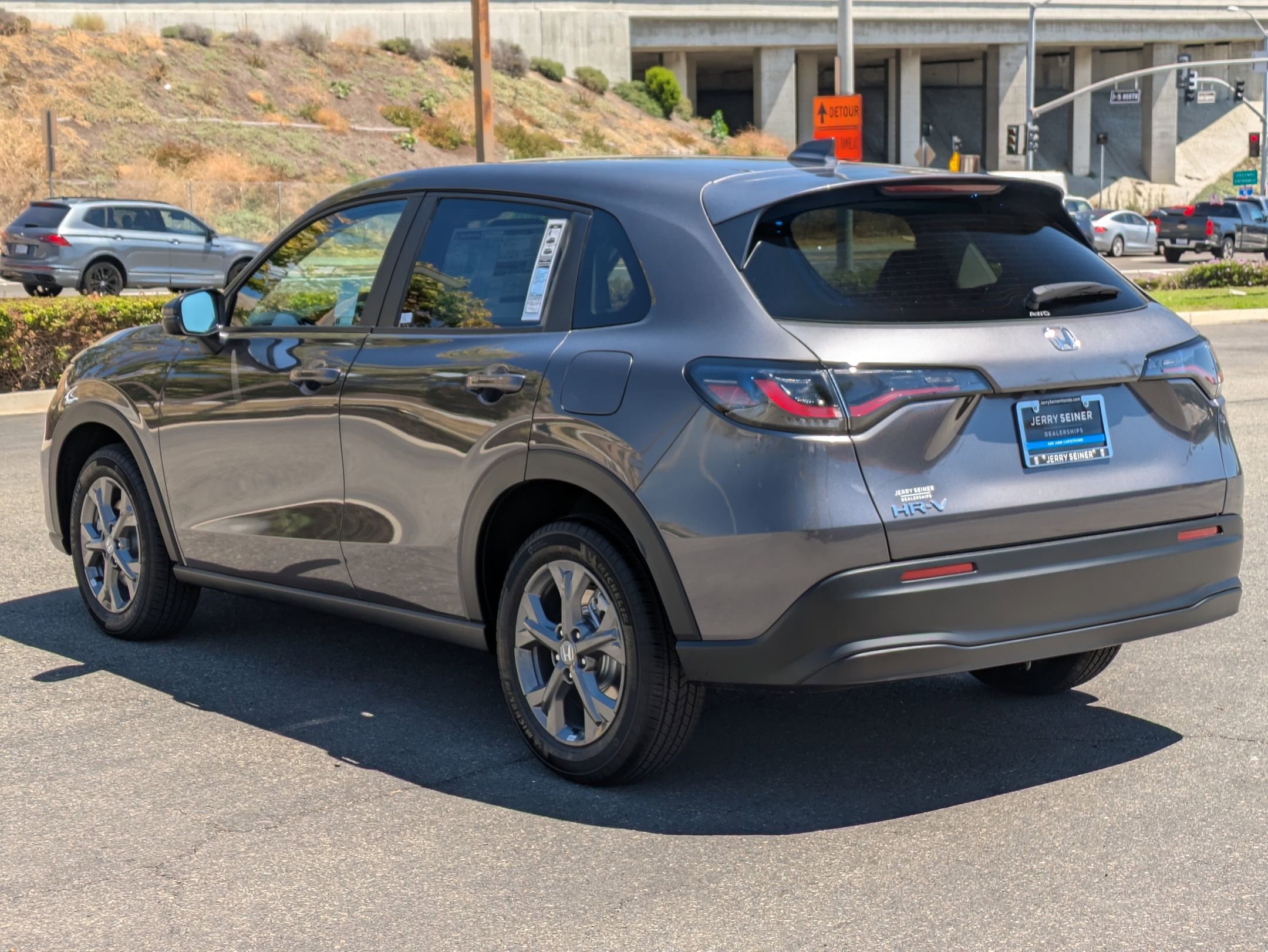 2026 Honda HR-V LX photo 3