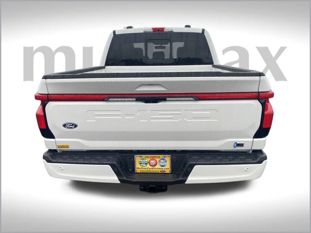 2025 Ford F-150 Lightning Platinum photo 3