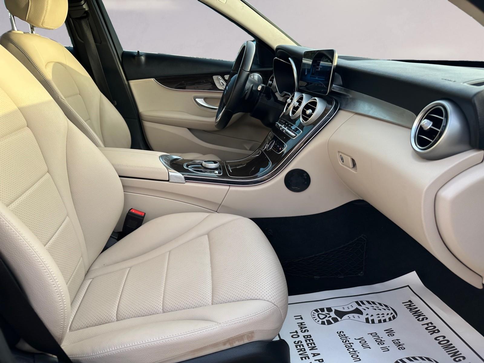 2021 Mercedes Benz C 300 photo 15