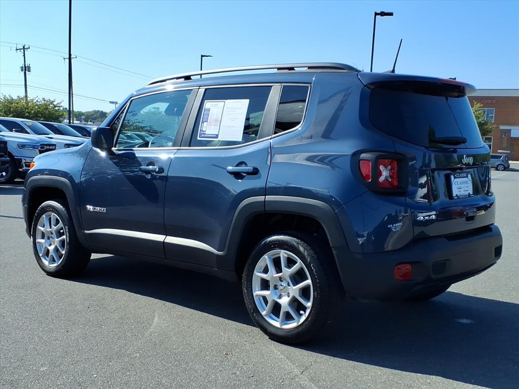2023 Jeep Renegade Latitude Upland photo 19