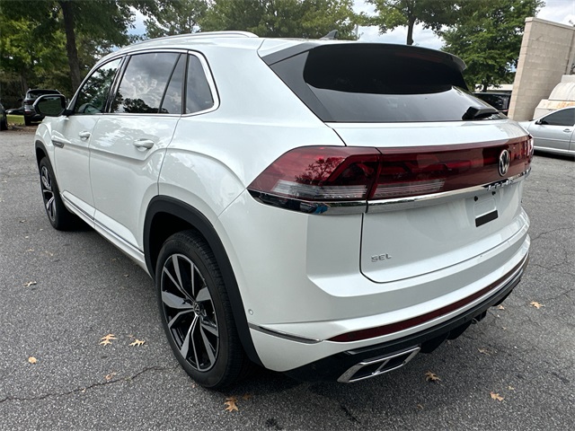 2025 Volkswagen Atlas Cross Sport SEL Premium R-Line photo 5