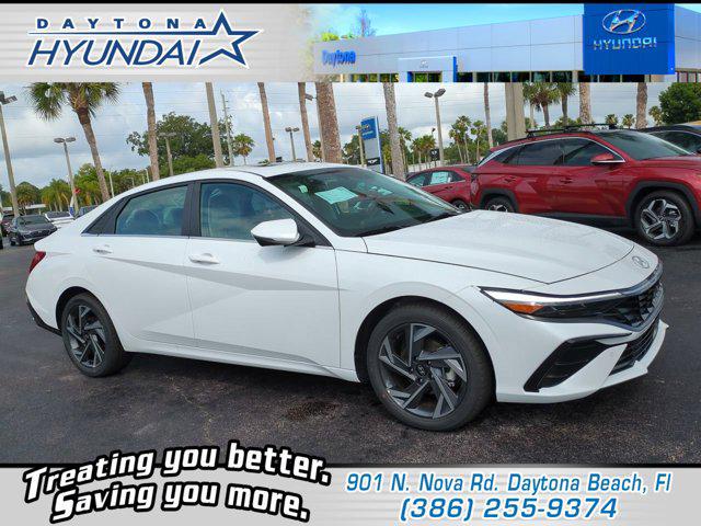2025 Hyundai Elantra Limited's photo