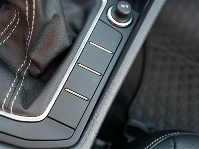 2023 Volkswagen Jetta 1.5T SEL photo 32