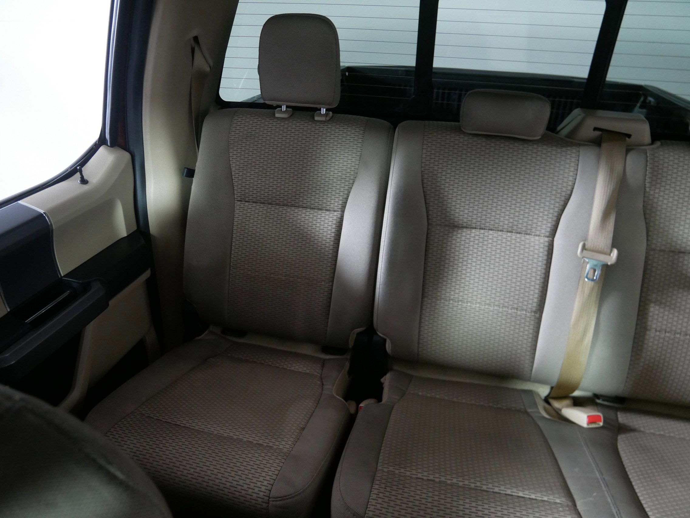 2016 Ford F-150 XLT photo 12