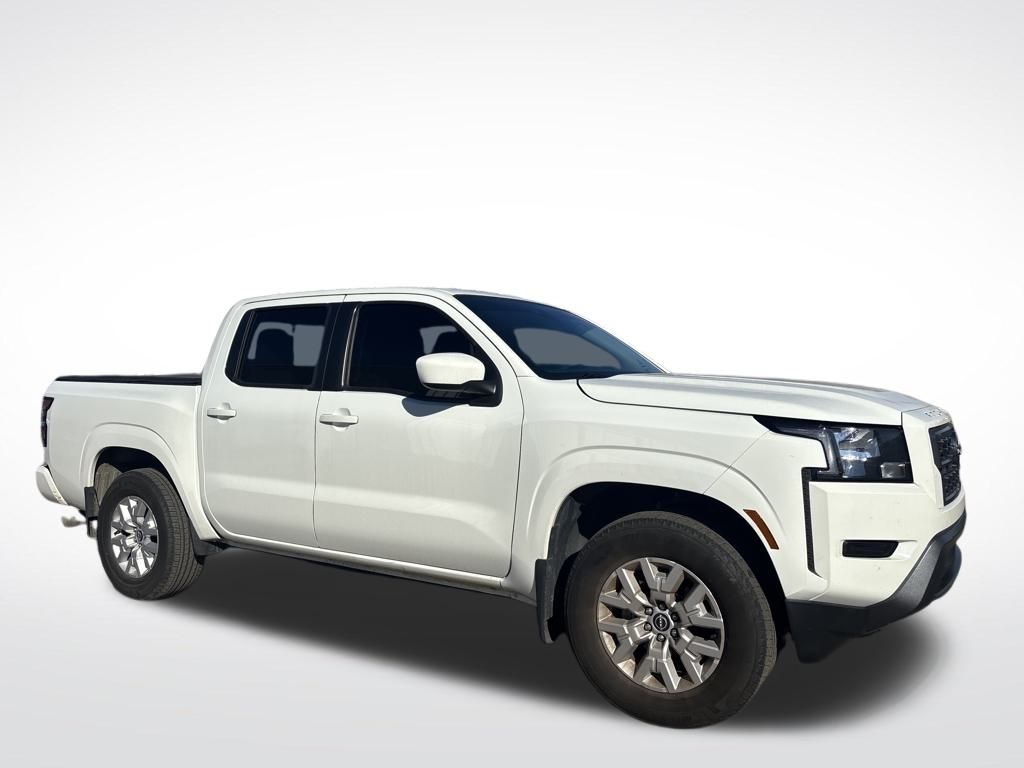 2022 Nissan Frontier SV's photo