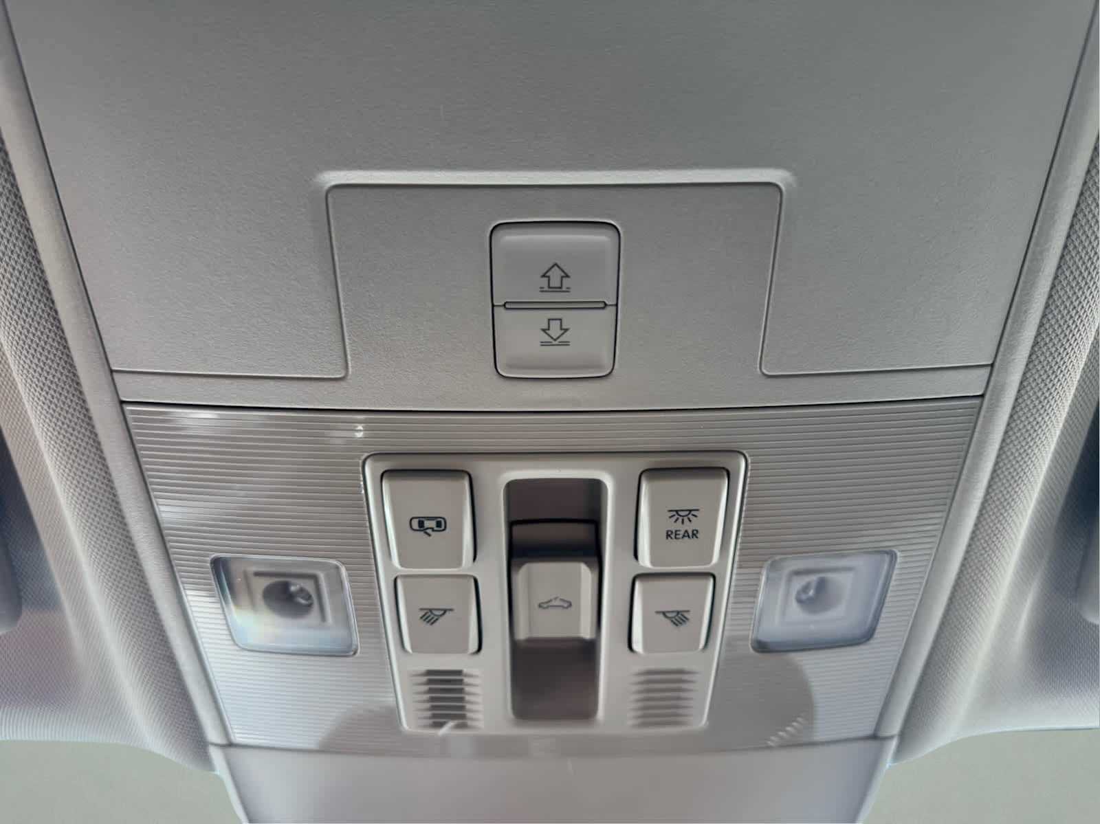 2025 Volkswagen Taos SE photo 19